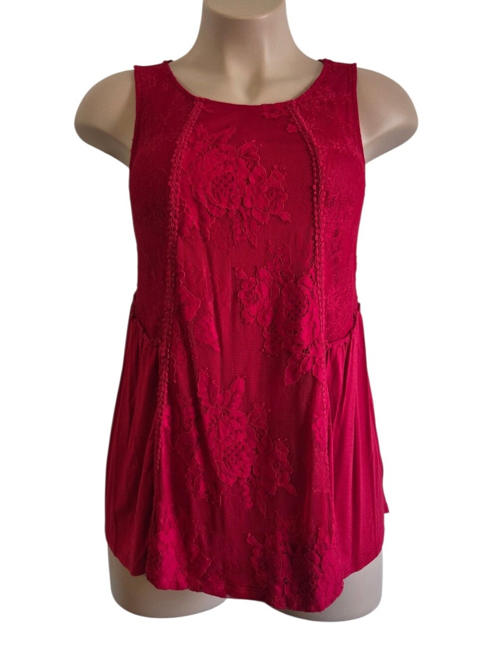 Torrid Red Floral Lace Scoop Neck Sleeveless Relaxed Top Size 3 Pre-Owned